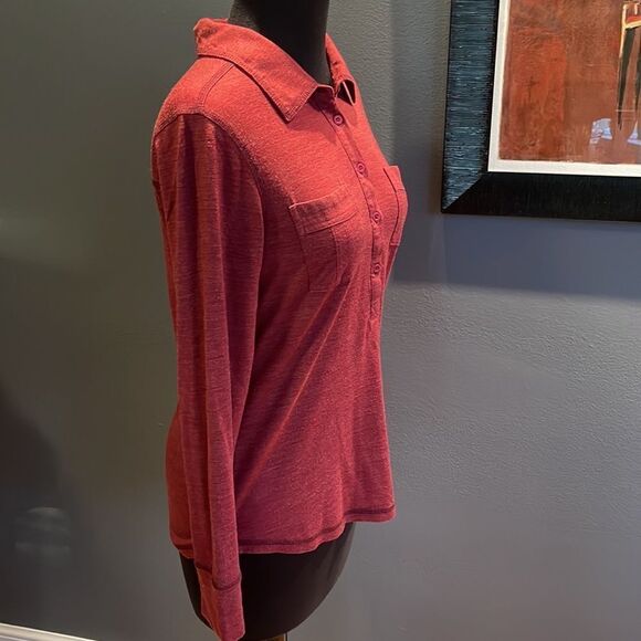 PrAna deep raspberry button placket chest pocket jersey stretch wool blend tops - Picture 3 of 4